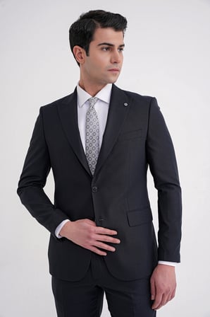 Slim Fit Çift Yırtmaç Sivri Yaka Esnek Lacivert Klasik Takım Elbise TK 939
