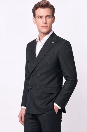 Slim Fit Çift Yırtmaç Esnek Silik Çizgili Siyah Kruvaze Takım Elbise TK 946