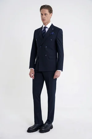 Slim Fit Çift Yırtmaç Esnek Silik Çizgili Lacivert Kruvaze Takım Elbise TK 946