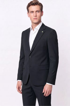 Slim Fit Mono Yaka Çift Yırtmaç Esnek Yünlü Siyah Takım Elbise TK 947
