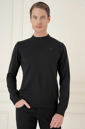 Slim Fit Ribanalı Düz Siyah Yünlü Yarım Balıkçı Triko Kazak TR 899