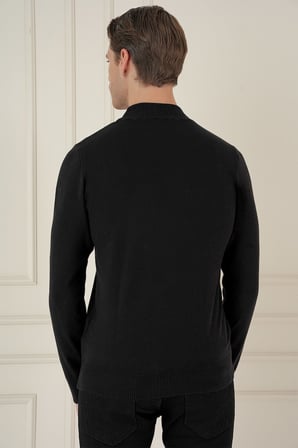 Slim Fit Ribanalı Düz Siyah Yünlü Yarım Balıkçı Triko Kazak TR 899