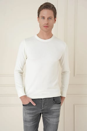 	Slim Fit Ribanalı Düz Ekru Yünlü Bisiklet Yaka Triko Kazak TR 900