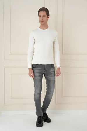 	Slim Fit Ribanalı Düz Ekru Yünlü Bisiklet Yaka Triko Kazak TR 900