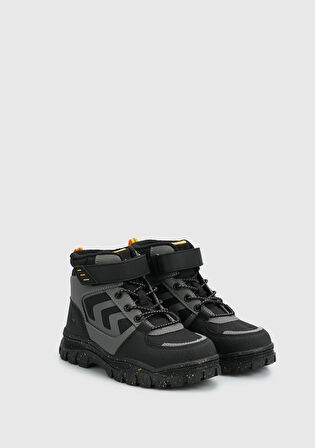 Plane Siyah Erkek Çocuk Outdoor Bot