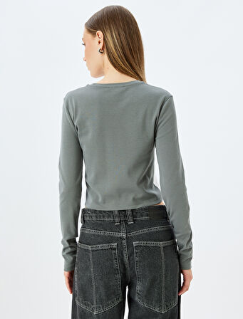 Uzun Kollu Dikiş Detaylı Slogan Baskılı Slim Fit Bisiklet Yaka Tişört