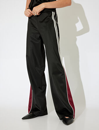 Koton X İnji - Geniş Paça Beli Lastikli Cepli Biyeli Rahat Kalıp Eşofman Pantolon