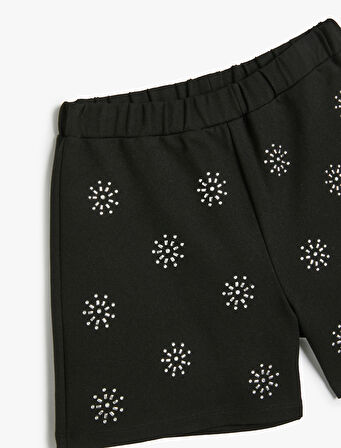 Beli Lastikli Taş Detaylı Kar Desenli Şort 