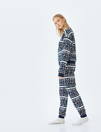 Yılbaşı Temalı Baskılı Pijama Takımı