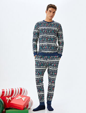 Yılbaşı Temalı Rahat Kesim Pamuklu Örme Pijama Seti