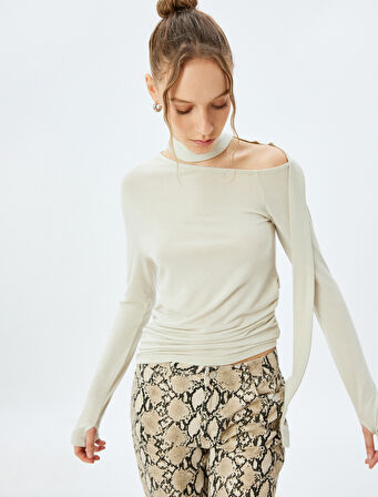 Uzun Kollu Asimetrik Yaka Bağlama Detaylı Slim Fit Tişört