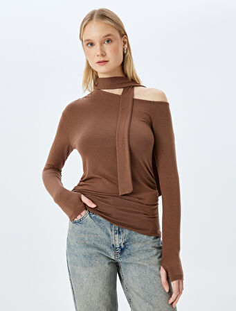 Uzun Kollu Asimetrik Yaka Bağlama Detaylı Slim Fit Tişört