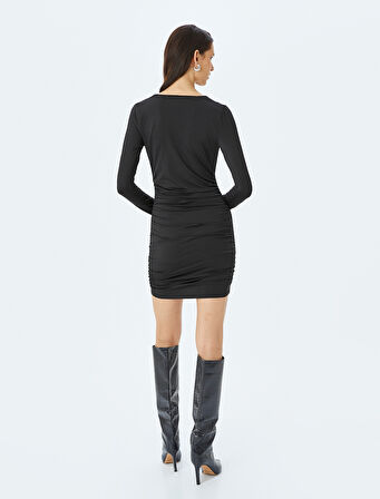 Uzun Kollu Drape Detaylı Degaje Yaka Slim Fit Mini Elbise