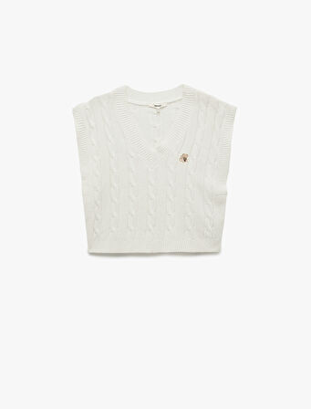 Ayıcık Nakış Detaylı Kolsuz V Yaka Saç Örgü Süveter