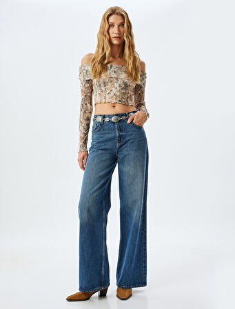 Uzun Kollu Yılan Derisi Baskılı Omzu Açık Crop Tişört 