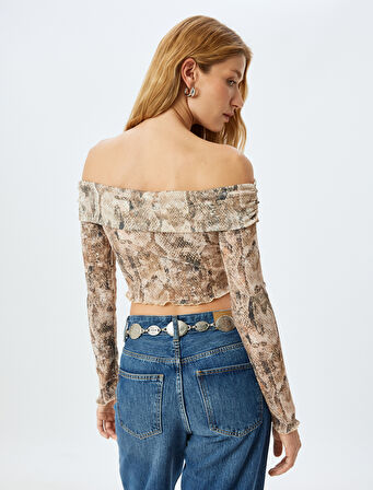 Uzun Kollu Yılan Derisi Baskılı Omzu Açık Crop Tişört 