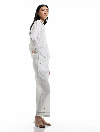 Pamuklu Yüksek Bel Fistolu Brodeli Düz Bol Paça Pantolon