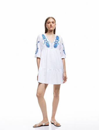 Pamuklu Bol Kalıp Astarlı Nakışlı Etnik Desenli Uzun Balon Kollu V Yaka Elbise