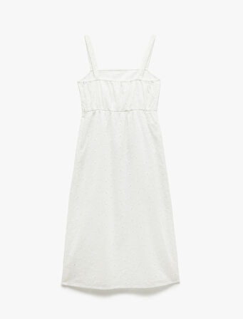 Pamuklu Yırtmaç Detaylı Fistolu Brodeli Midi Askılı Elbise