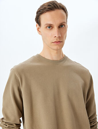 Bisiklet Yaka Pamuklu İnterlok Kumaş Basic Sweatshirt