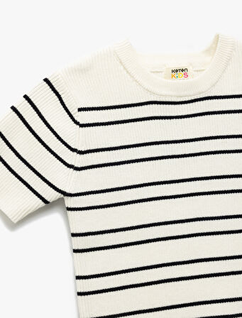 Pamuklu Bisiklet Yaka Kısa Kollu Çizgili Triko Kazak