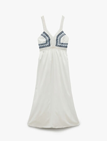 Viskon Etnik Desenli Sırt Dekolteli İşlemeli Fistolu Brodeli Uzun Askılı Elbise 