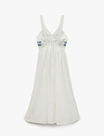 Viskon Etnik Desenli Sırt Dekolteli İşlemeli Fistolu Brodeli Uzun Askılı Elbise 