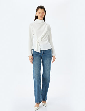 Dik Yaka Uzun Kollu Bağlama Detaylı Bluz