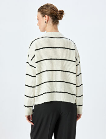 Yumuşak Dokulu Uzun Kollu Bisiklet Yaka Örme Kazak