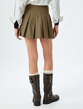 Mini Pileli Etek A Kesim Metal Aksesuar Detaylı