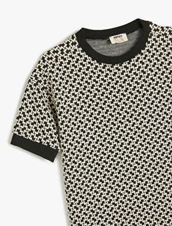 Örme Jakarlı Kısa Kollu Bisiklet Yaka Sweatshirt