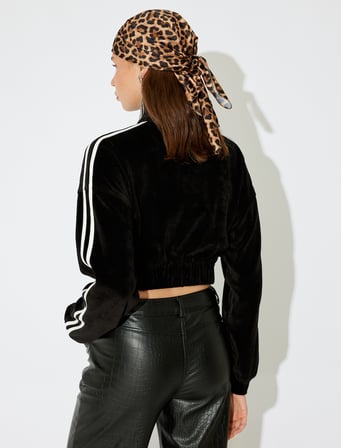 Koton X İnji - Kadife Fermuarlı Şerit Detaylı Dik Yaka Asimetrik Crop Sweatshirt
