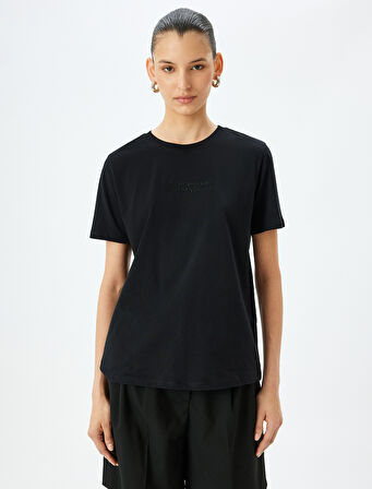 Bisiklet Yaka Nakış Detaylı Kısa Kollu Pamuklu Basic Tişört