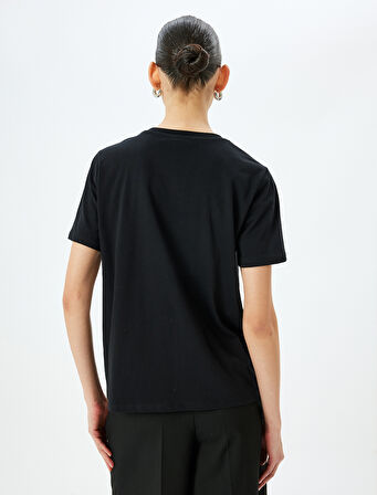 Bisiklet Yaka Nakış Detaylı Kısa Kollu Pamuklu Basic Tişört