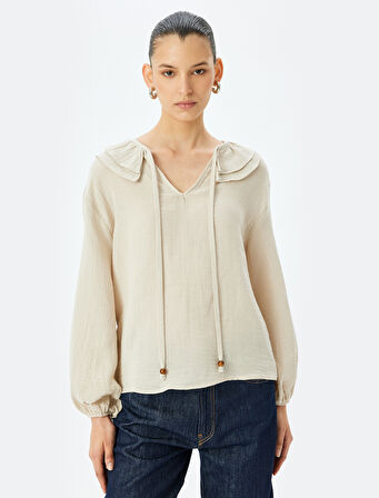 Uzun Kollu Bağlama Detaylı Bebe Yaka Müslin Bluz