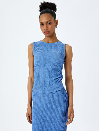 Dokulu Slim Fit Bisiklet Yaka Kolsuz Bluz