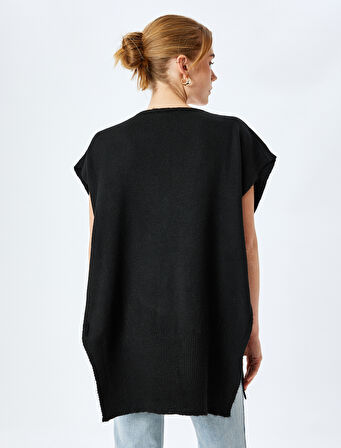 Yanları Yırtmaçlı V Yaka Oversize Süveter