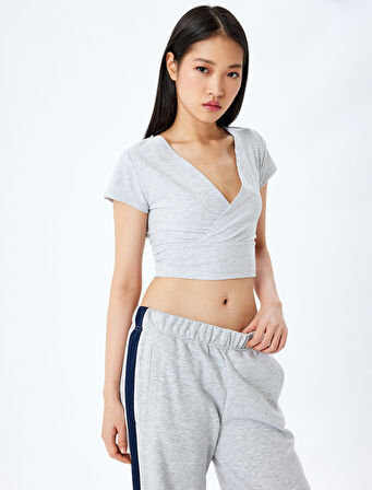 V Yaka Kısa Kollu Crop Slim Fit Spor Tişört