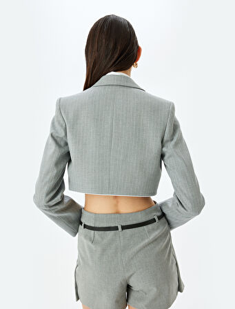Uzun Kollu Kruvaze Crop Blazer Ceket