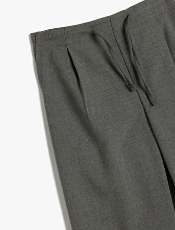 Bol Paça Pantolon Cep Detaylı Beli Bağlamalı