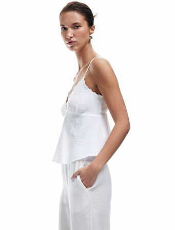 Pamuklu V Yaka Brodeli Müslin Askılı Bluz