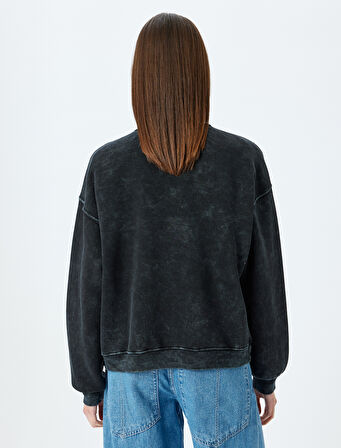 Bisiklet Yaka Yıkamalı Rahat Kalıp Sweatshirt