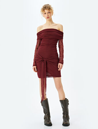 Bağlama Detaylı Madonna Yaka Omzu Açık Tül Mini Elbise