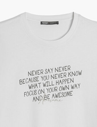 Kısa Kollu Pamuklu Regular Fit Bisiklet Yaka Slogan Baskılı Tişört