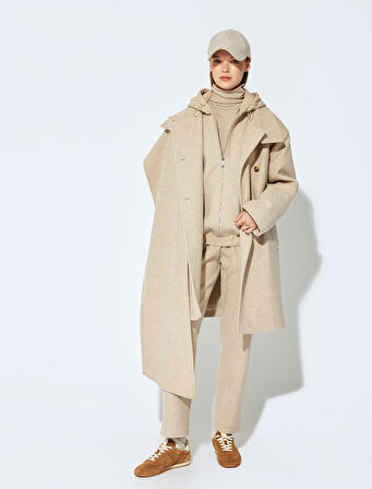 Koton X Şahika Ercümen - Uzun Kollu Kaşe Dokulu Fermuarlı Kapüşonlu Sweatshirt 