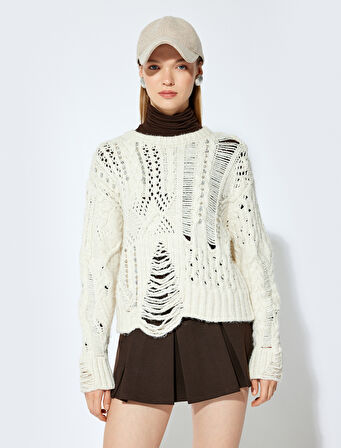 Koton X Şahika Ercümen - Uzun Kollu Bisiklet Yaka Taşlı Ajurlu Örgü Kazak