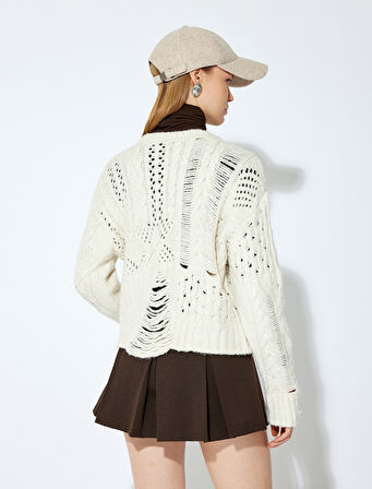 Koton X Şahika Ercümen - Uzun Kollu Bisiklet Yaka Taşlı Ajurlu Örgü Kazak