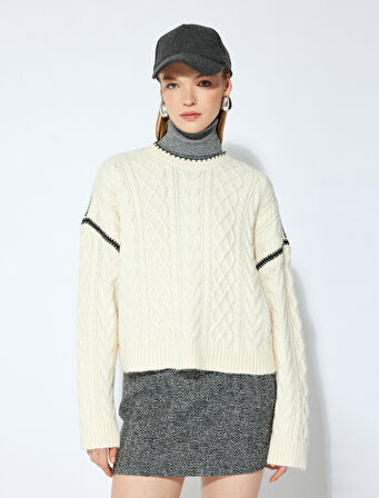 Koton X Şahika Ercümen - Yumuşak Dokulu Renk Kontrastlı Uzun Kollu Bisiklet Yaka Saç Örgü Kazak