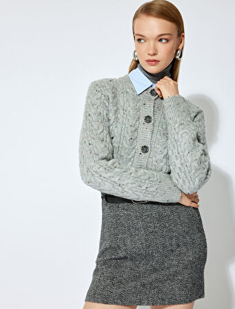 Koton X Şahika Ercümen - Düğmeli Uzun Kollu Bisiklet Yaka Saç Örgü Hırka