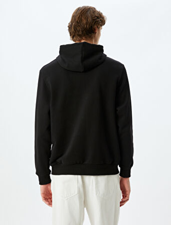 Kapşonlu Kanguru Cepli Pamuk Karışımlı Atatürk Sweatshirt